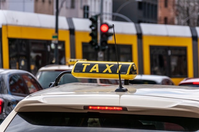 ADT Taxi Services: Jouw Betrouwbare Keuze voor Taxi Amsterdam